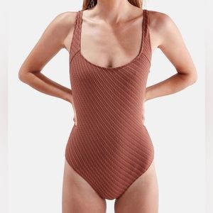Solid & Striped One-Piece Swimsuit “The Daisy Toffee” XS